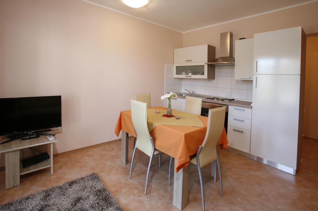 Apartment Fila I Jure Solin Camera foto