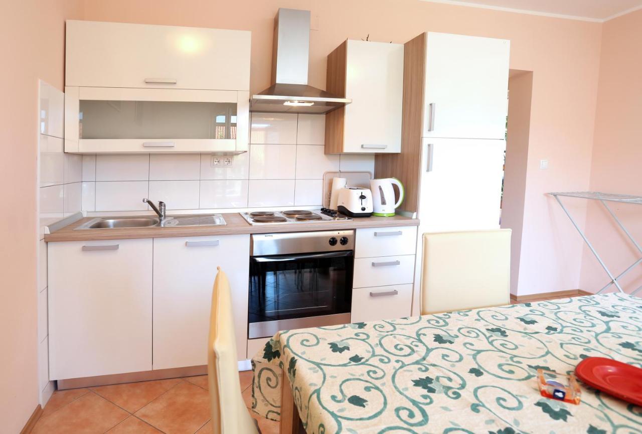 Apartment Fila I Jure Solin Camera foto