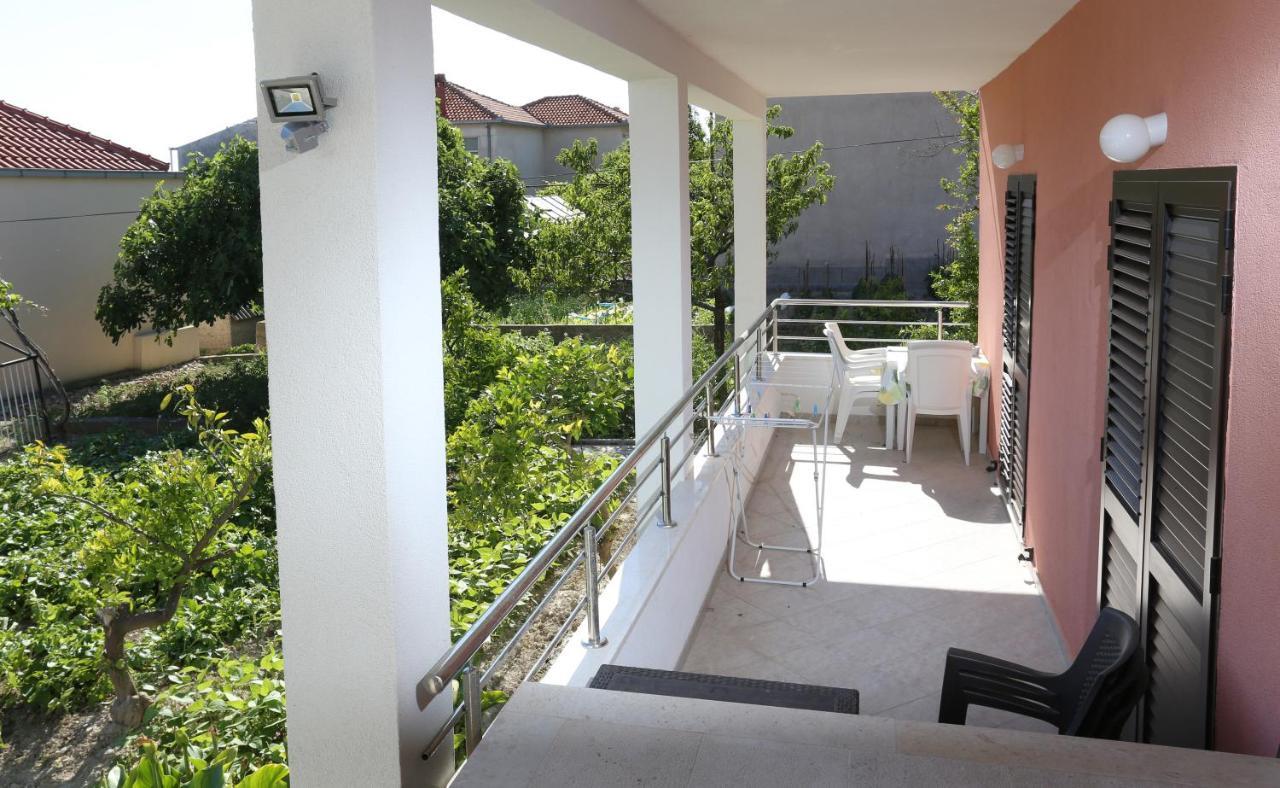 Apartment Fila I Jure Solin Camera foto